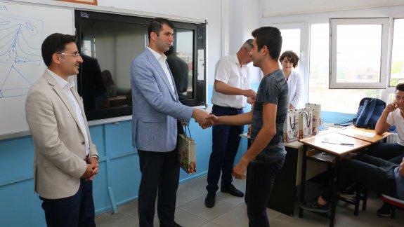 Belediye Başkanı Sadettin ARSLAN Okul Ziyaretlerine Devam Ediyor