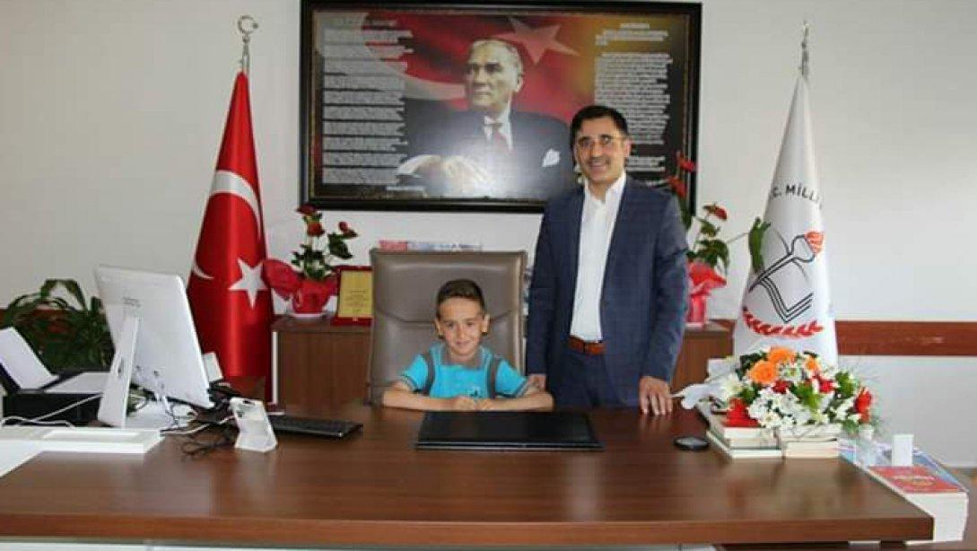 Bayramiç İlçe Milli Eğitim Müdürü Mehmet ETİK'in 23 Nisan Mesajı
