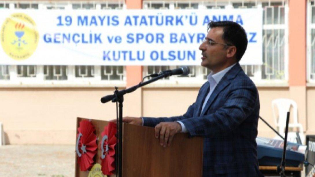 Bayramiç İlçe Milli Eğitim Müdürümüz Mehmet ETİK'in 19 Mayıs Atatürk'ü Anma, Gençlik ve Spor Bayramı Kutlama Mesajı