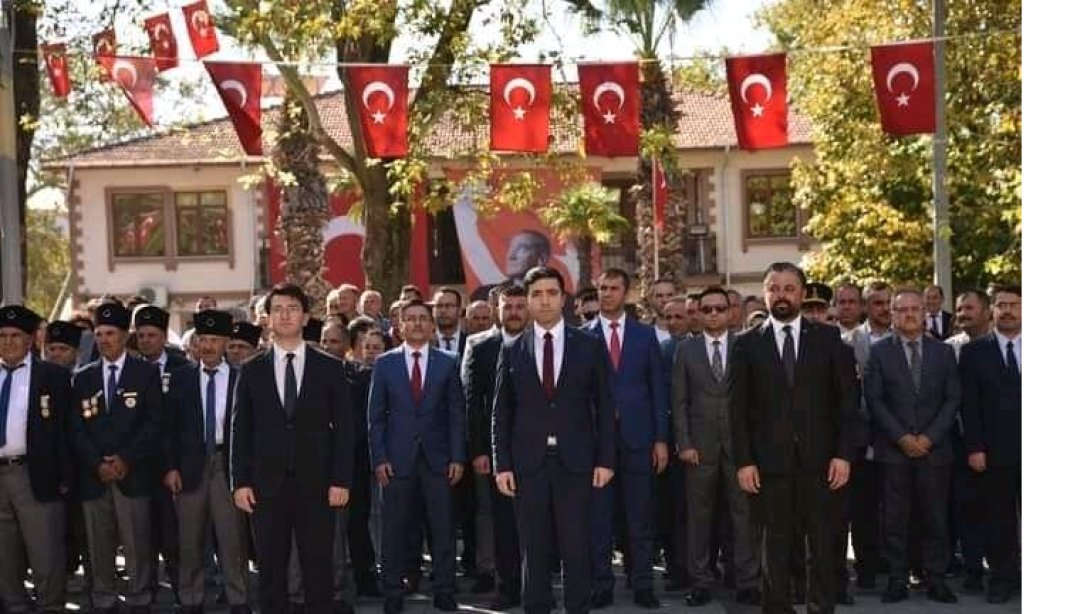 29 Ekim Cumhuriyet Bayramı Çelenk Sunma Töreni Gerçekleşti