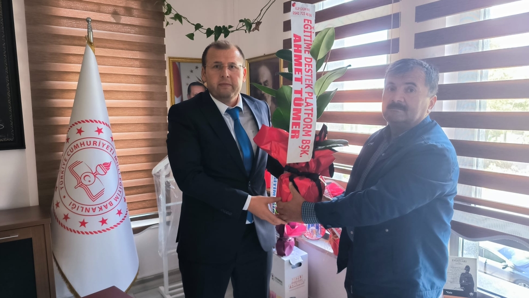 Bayramiç Eğitime Destek Platformu Başkanından İlçe Milli Eğitim Müdürümüz Fatih TÜRK'e Ziyaret